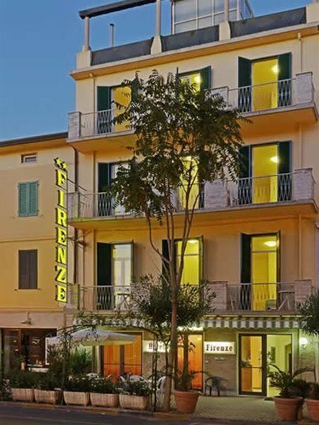 Hotel Firenze 비아레지오 외부 사진